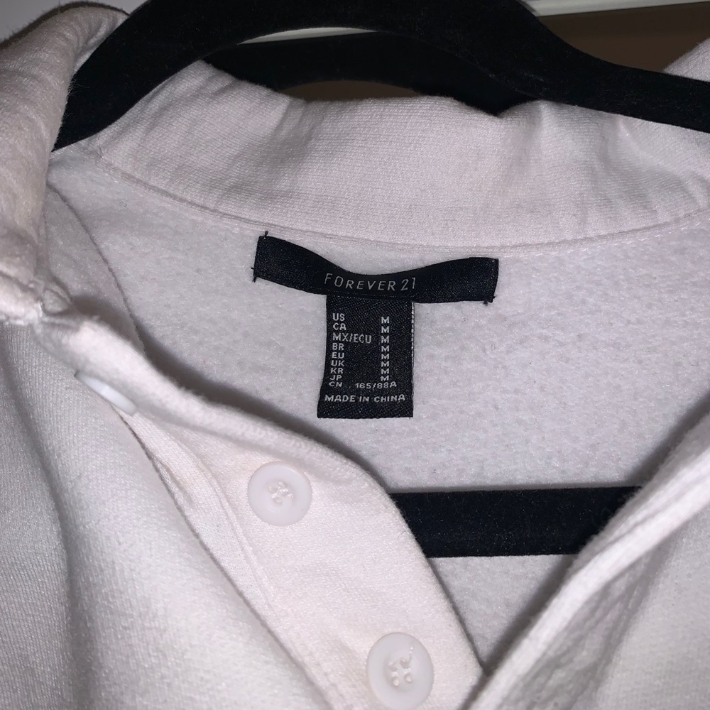 FOREVER 21 COLLARED CROPPED SWEATER - Picture 5 of 8